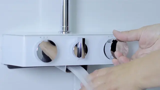 Oras Eterna - Adjusting the water temperature 